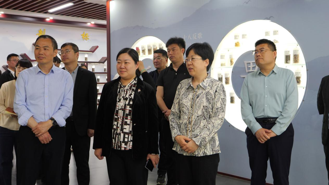 4-14-2祁学兰带队赴安徽亳州和河南禹州考察学习中医药文化传承和中医药产业发展工作并开展招商引资活动.png